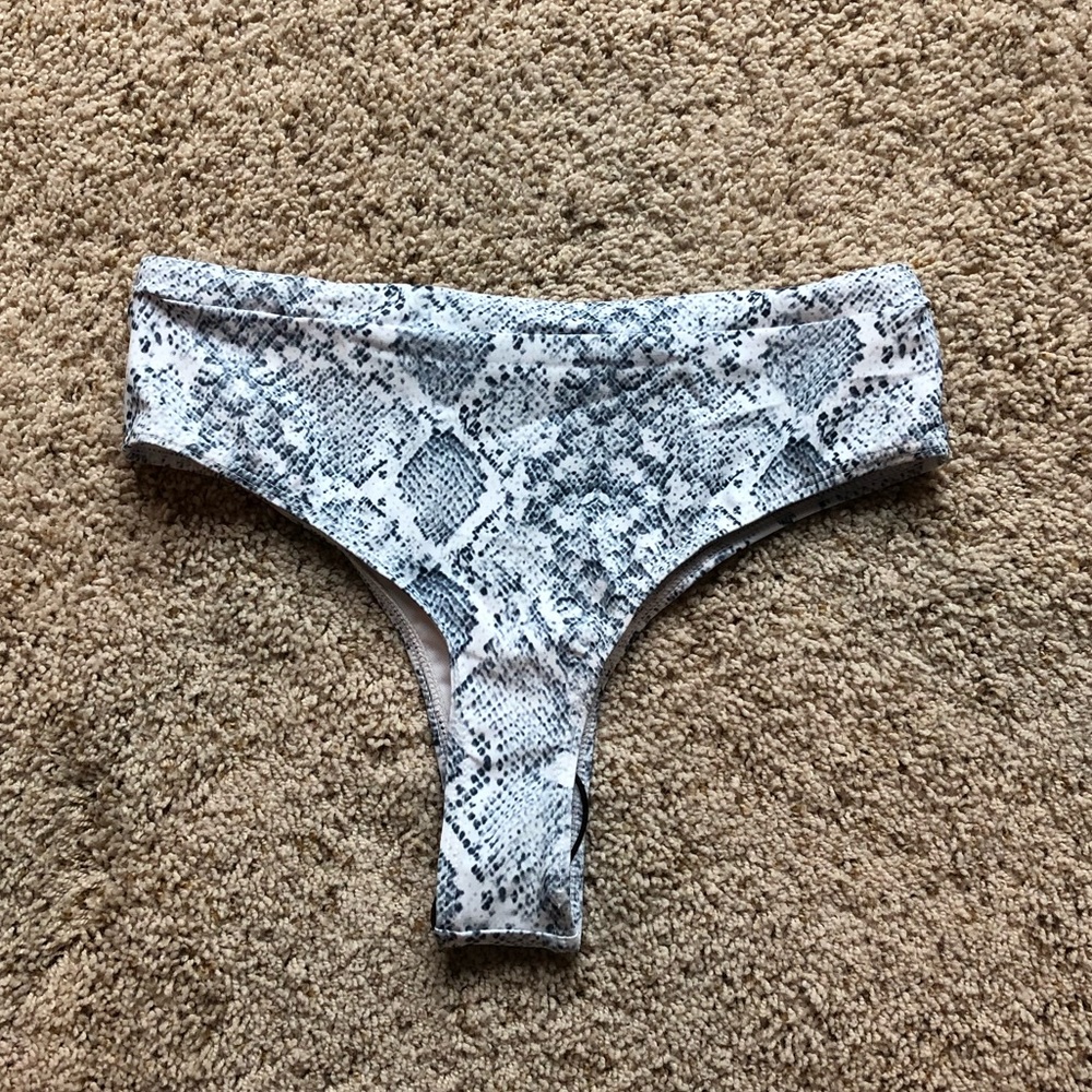 Shein bikini bottoms